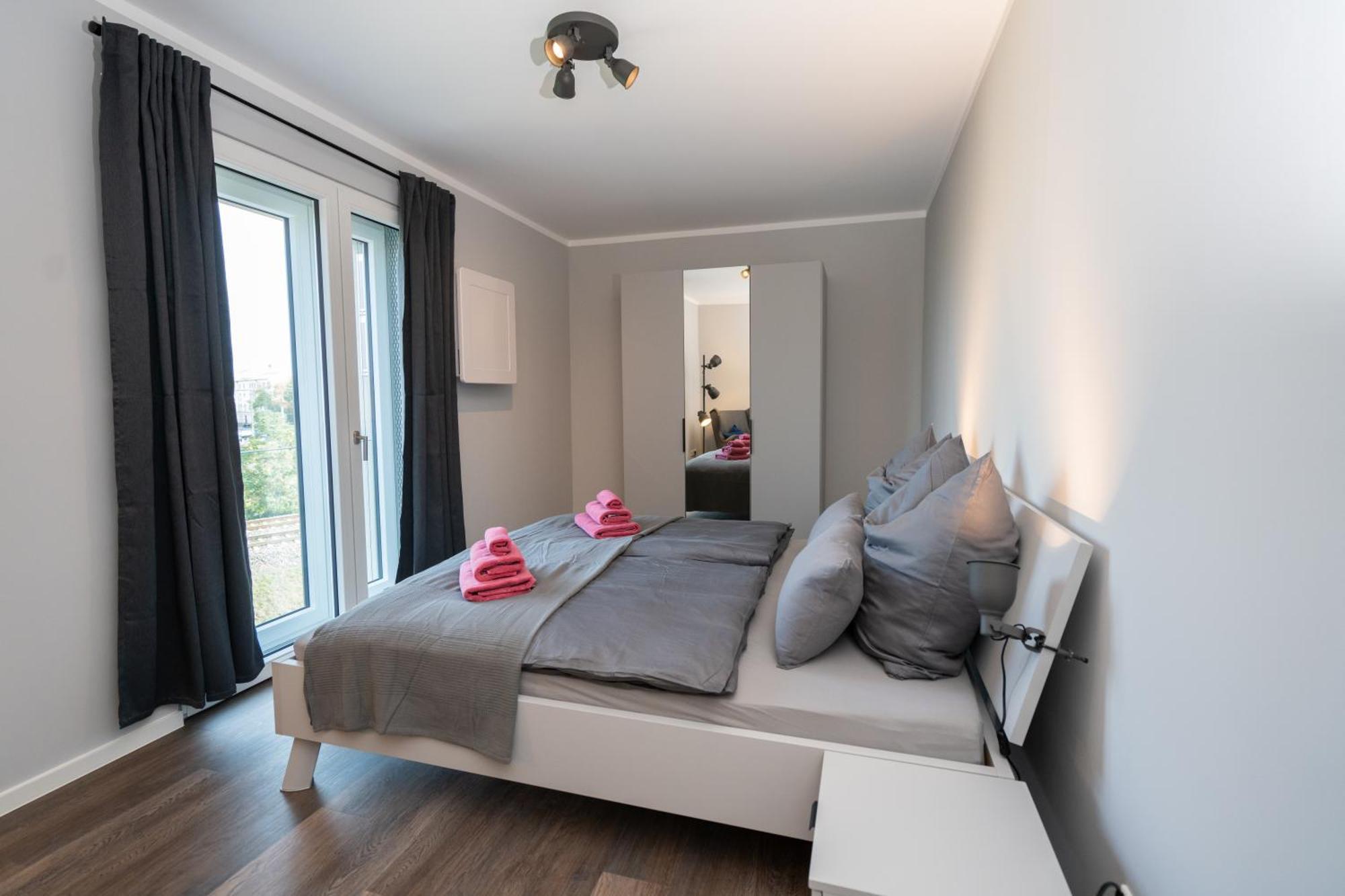 Cozy City Dream Apartment Mit Terrasse Und Parkplatz - 90M² Dresden Exterior foto