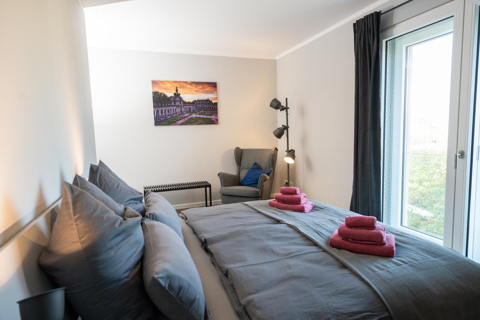 Cozy City Dream Apartment Mit Terrasse Und Parkplatz - 90M² Dresden Exterior foto